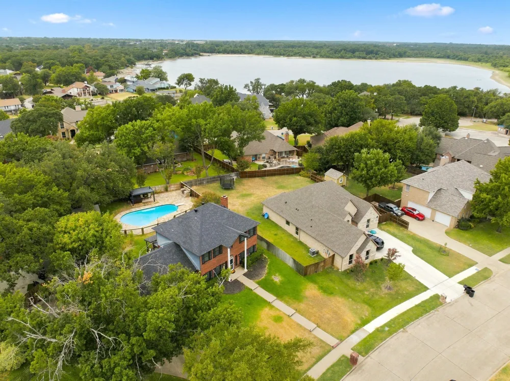 605 Keel Way Azle, TX 76020