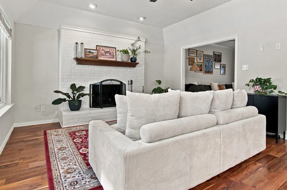 605 Keel Way Azle, TX 76020