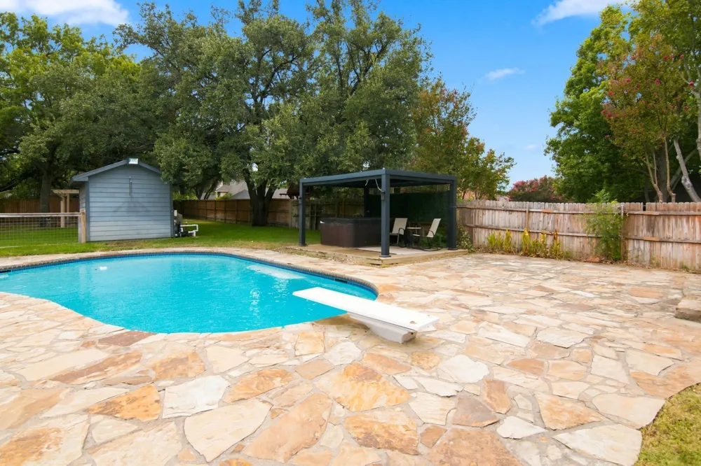 605 Keel Way Azle, TX 76020