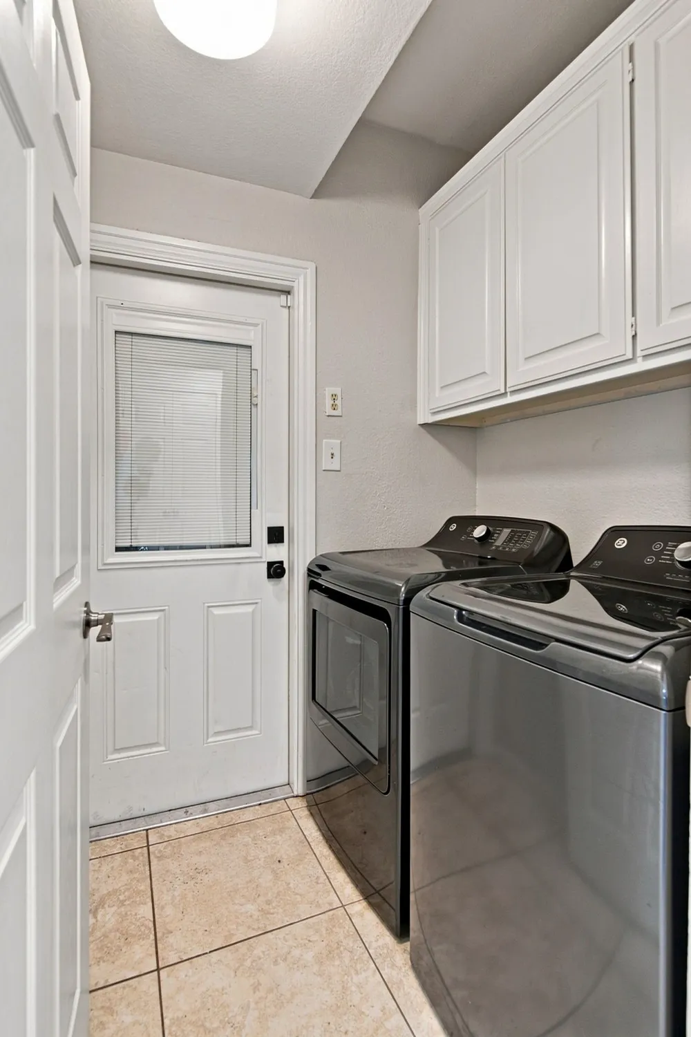 605 Keel Way Azle, TX 76020
