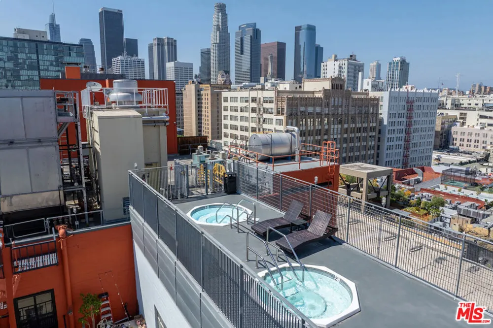 315 E 8th Street #505 Los Angeles, CA 90014