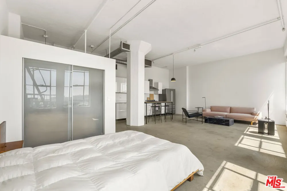 315 E 8th Street #505 Los Angeles, CA 90014