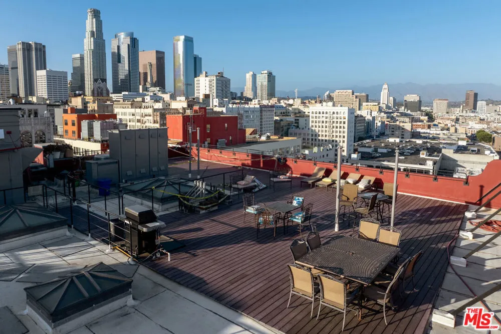 315 E 8th Street #505 Los Angeles, CA 90014