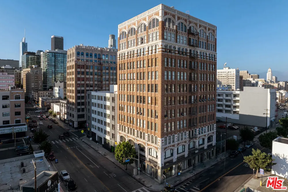 315 E 8th Street #505 Los Angeles, CA 90014
