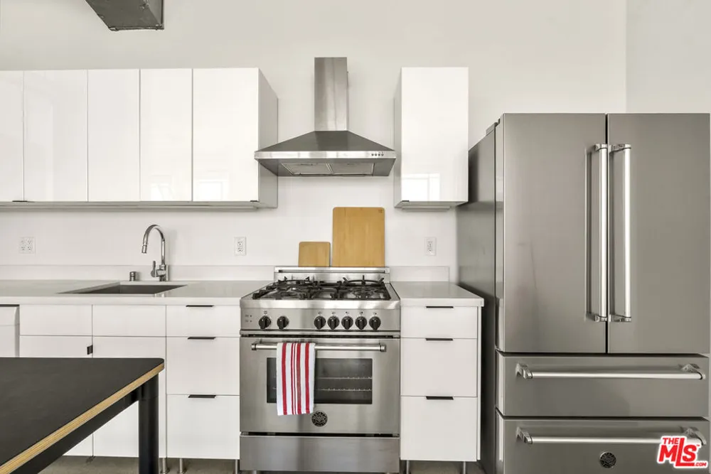 315 E 8th Street #505 Los Angeles, CA 90014