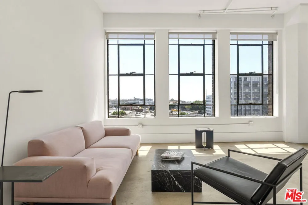 315 E 8th Street #505 Los Angeles, CA 90014