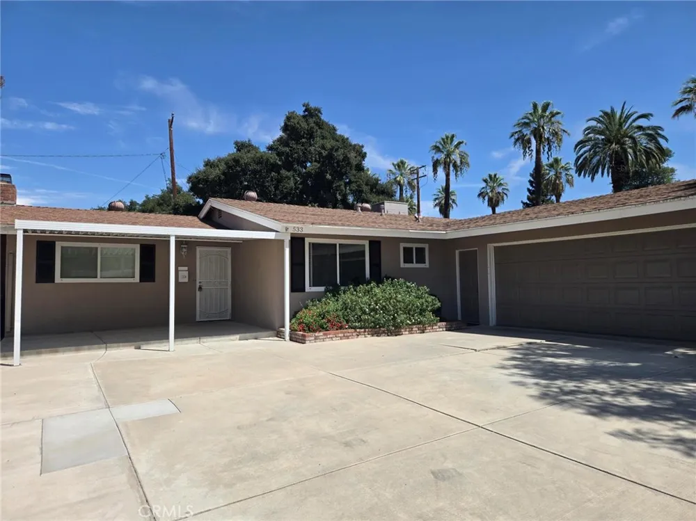 533 Esther Way Redlands, CA 92373