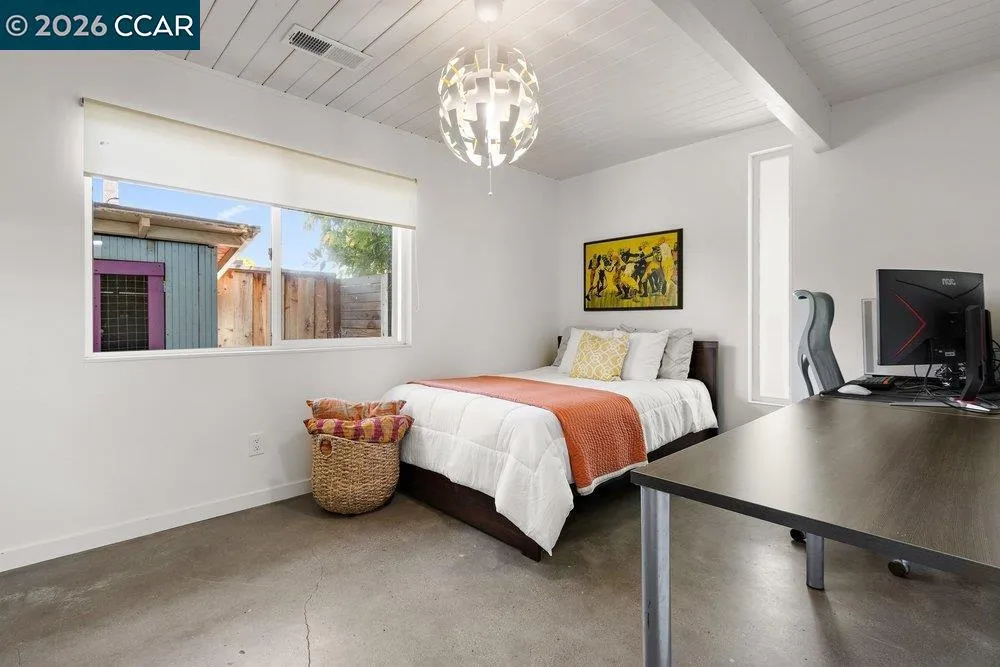 160 Los Cerros Ave Walnut Creek, CA 94598