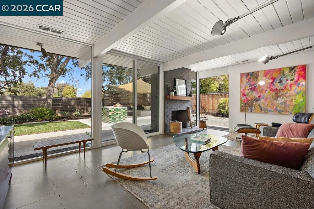 160 Los Cerros Ave Walnut Creek, CA 94598