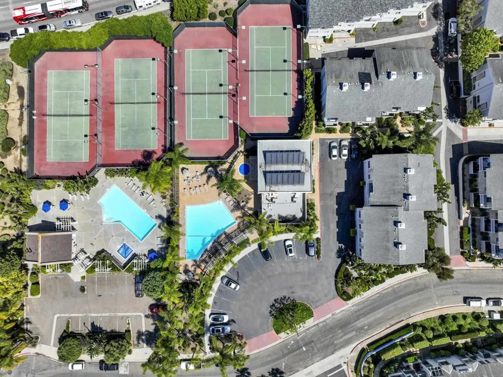 8878 Regents Road #201 San Diego, CA 92122