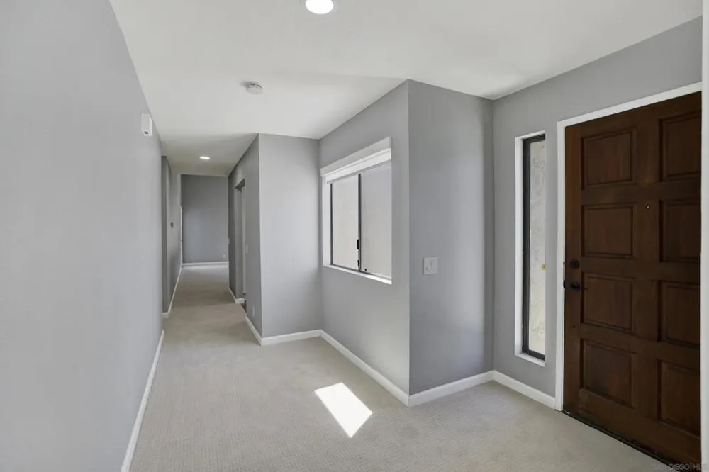 8878 Regents Road #201 San Diego, CA 92122