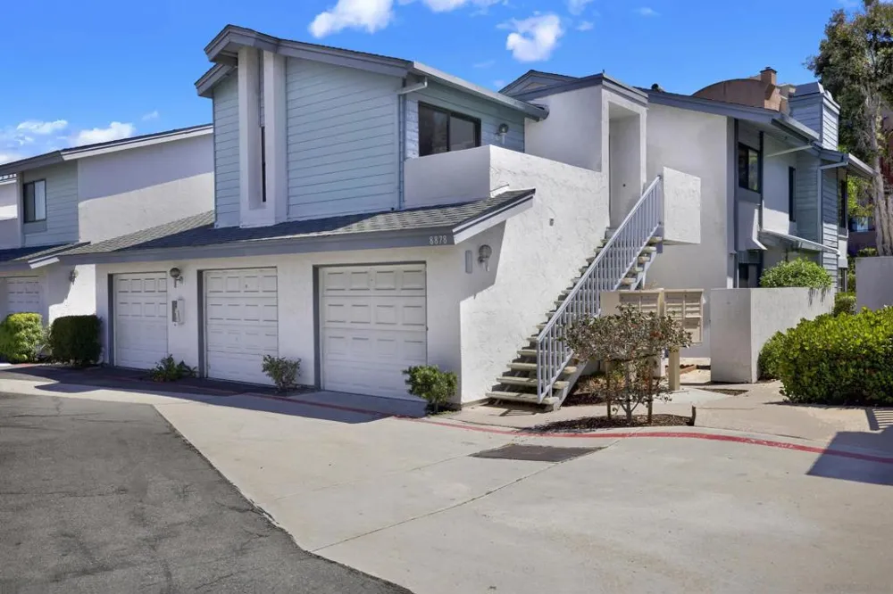 8878 Regents Road #201 San Diego, CA 92122