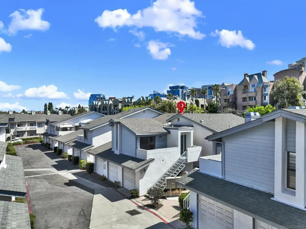 8878 Regents Road #201 San Diego, CA 92122