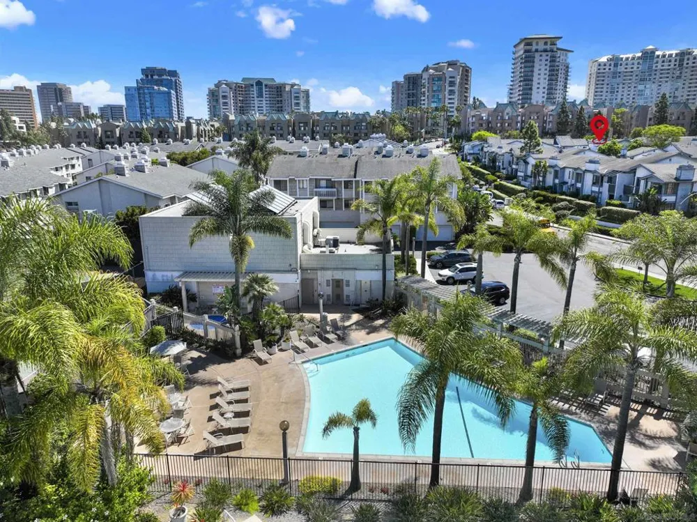 8878 Regents Road #201 San Diego, CA 92122