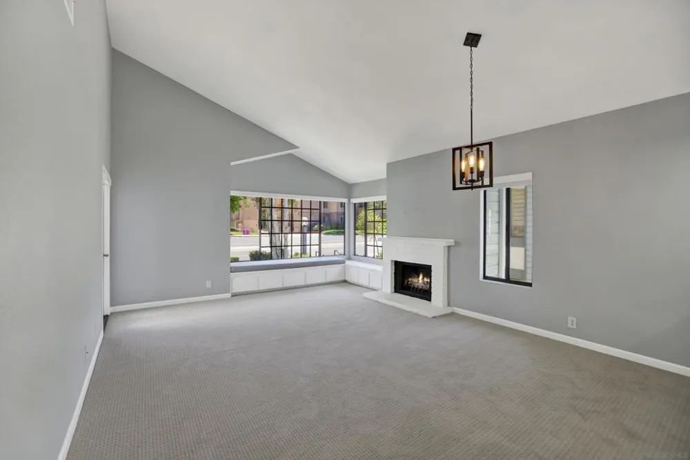8878 Regents Road #201 San Diego, CA 92122