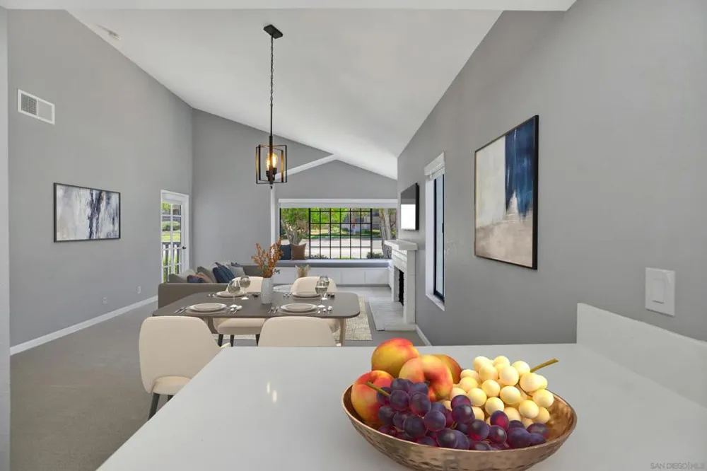 8878 Regents Road #201 San Diego, CA 92122