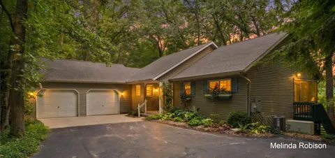 11020 Crawford Lake Trail