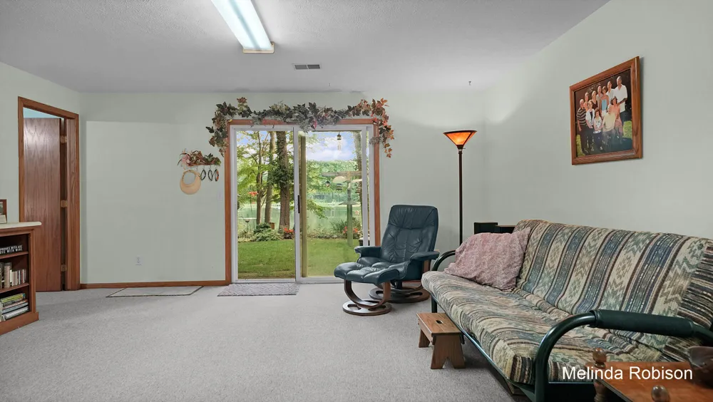 11020 Crawford Lake Trail Cedar Springs, MI 49319