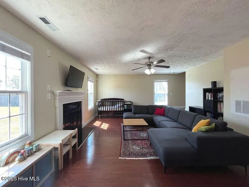 229 Chamberlin Boulevard Raeford, NC 28376