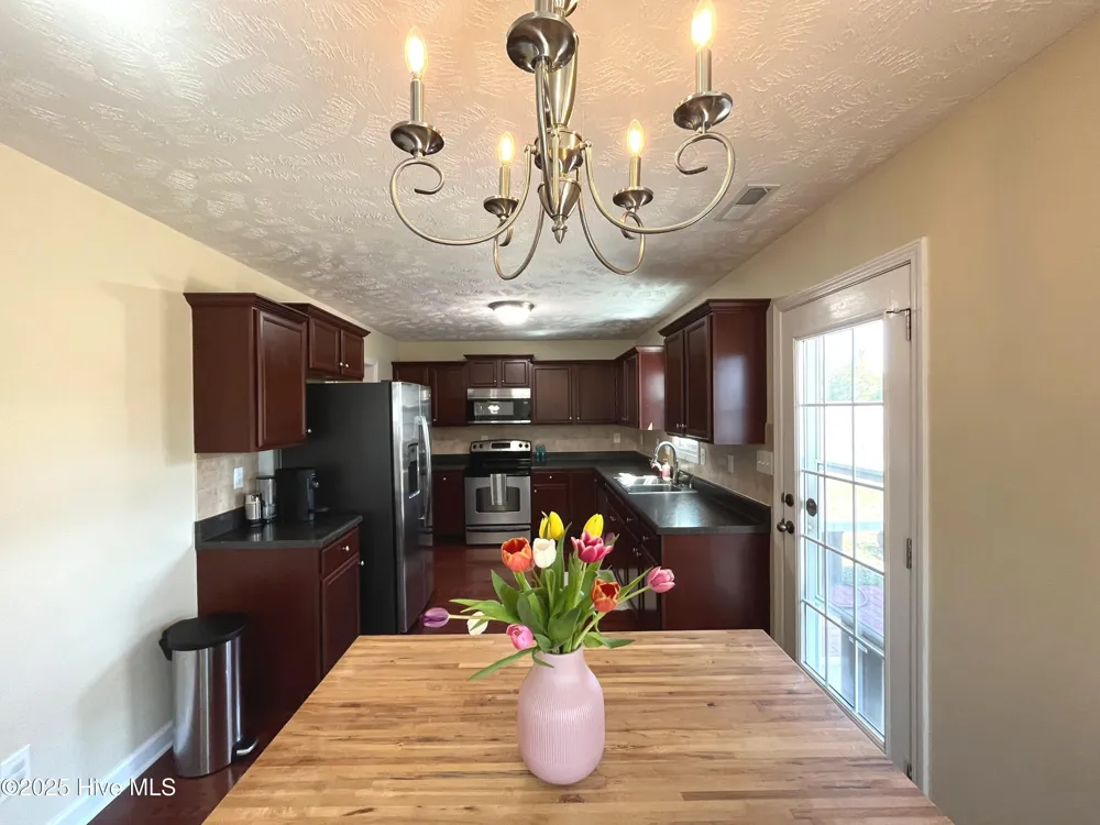 229 Chamberlin Boulevard Raeford, NC 28376