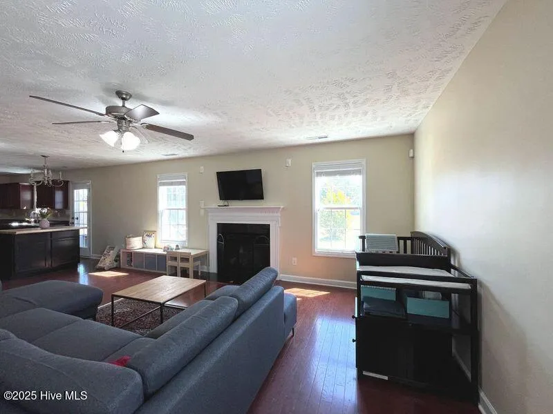 229 Chamberlin Boulevard Raeford, NC 28376
