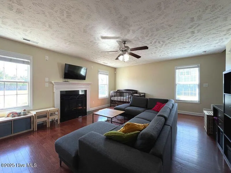229 Chamberlin Boulevard Raeford, NC 28376