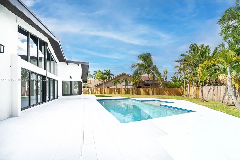 842 W Coco Plum Cir Plantation, FL 33324