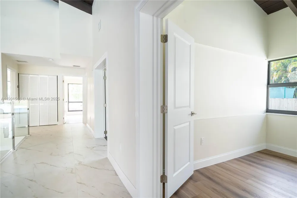842 W Coco Plum Cir Plantation, FL 33324