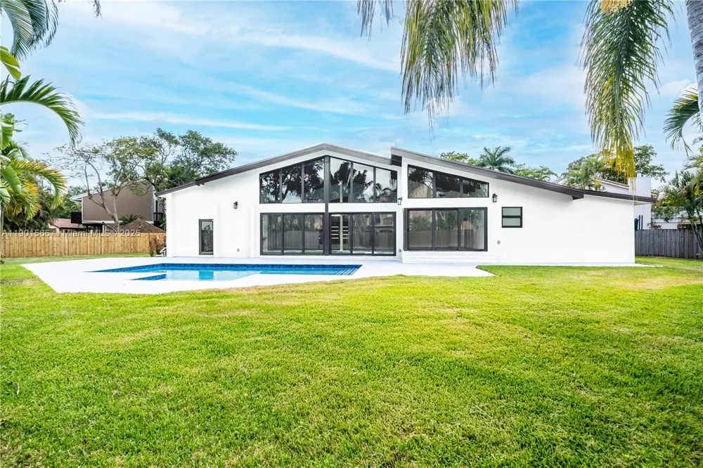 842 W Coco Plum Cir Plantation, FL 33324