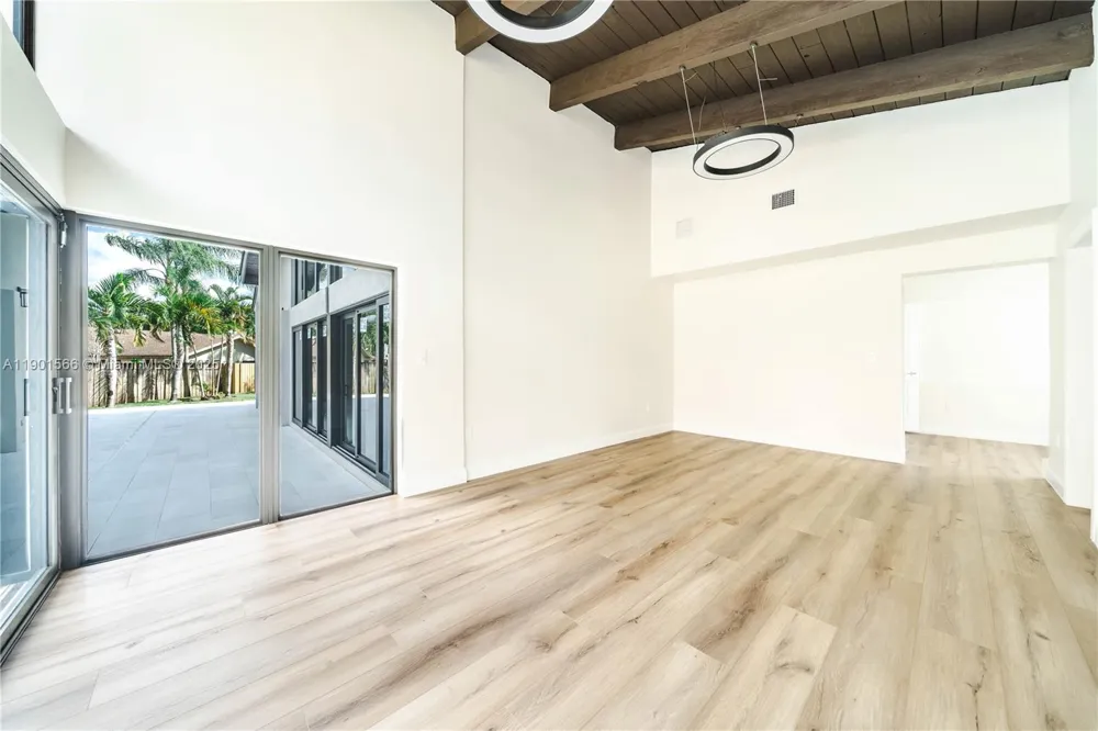 842 W Coco Plum Cir Plantation, FL 33324