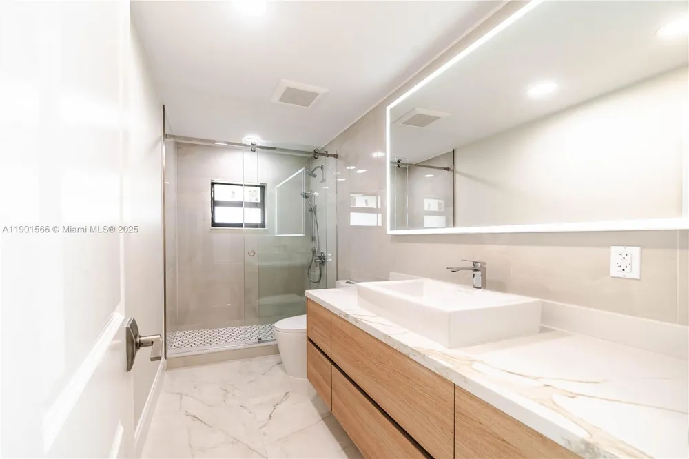 842 W Coco Plum Cir Plantation, FL 33324