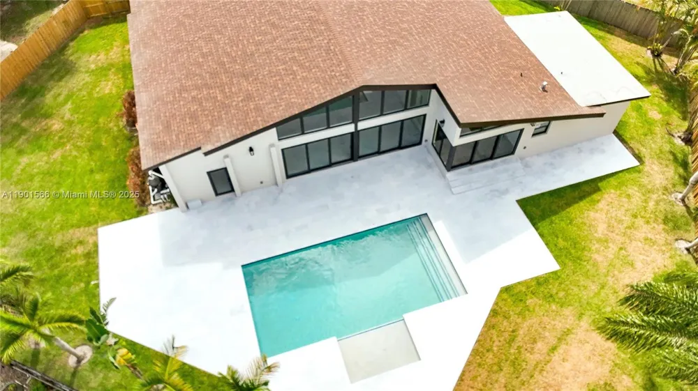 842 W Coco Plum Cir Plantation, FL 33324