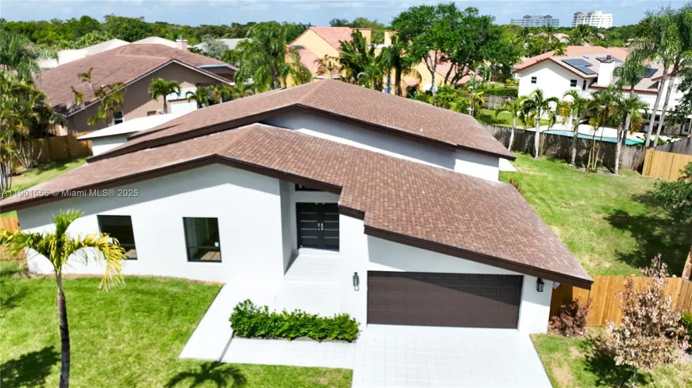 842 W Coco Plum Cir Plantation, FL 33324