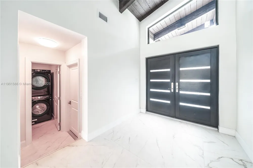 842 W Coco Plum Cir Plantation, FL 33324