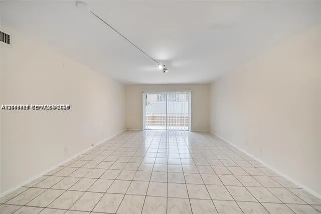 4848 NW 24th Ct #230 Lauderdale Lakes, FL 33313