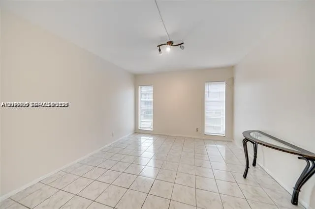 4848 NW 24th Ct #230 Lauderdale Lakes, FL 33313