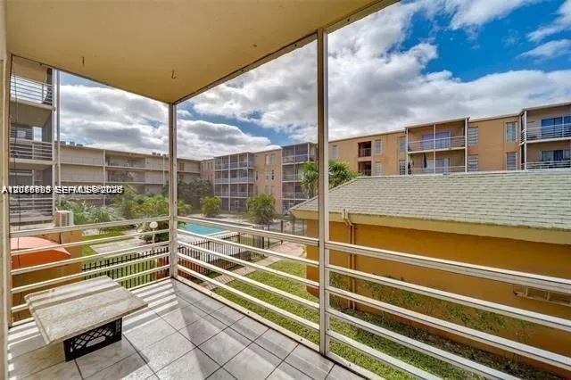 4848 NW 24th Ct #230 Lauderdale Lakes, FL 33313