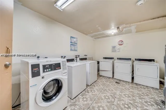 4848 NW 24th Ct #230 Lauderdale Lakes, FL 33313