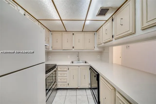4848 NW 24th Ct #230 Lauderdale Lakes, FL 33313