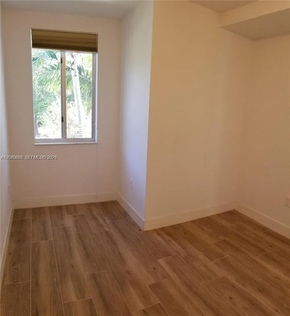 2651 NE 212th Ter #207 Miami, FL 33180