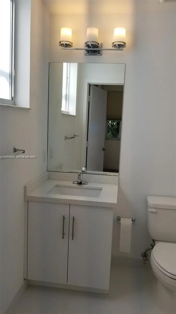2651 NE 212th Ter #207 Miami, FL 33180