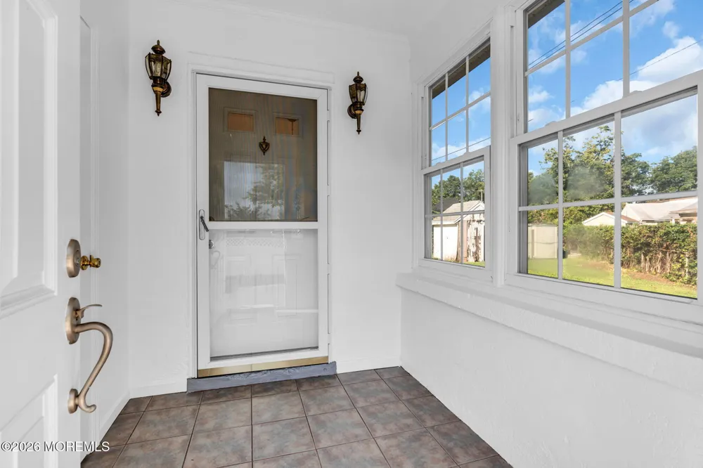 94 Neptune Place Laurence Harbor, NJ 08879