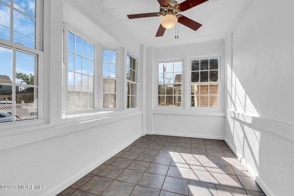 94 Neptune Place Laurence Harbor, NJ 08879