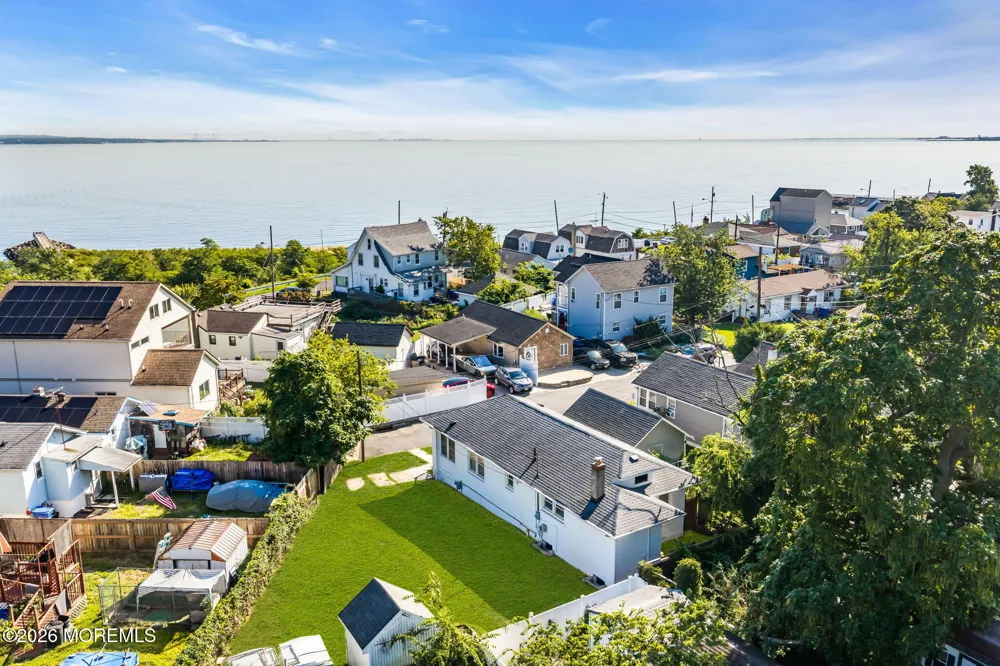 94 Neptune Place Laurence Harbor, NJ 08879