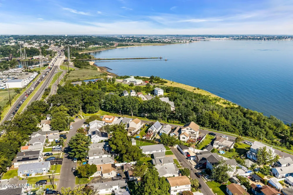 94 Neptune Place Laurence Harbor, NJ 08879