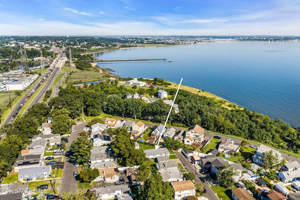 94 Neptune Place Laurence Harbor, NJ 08879