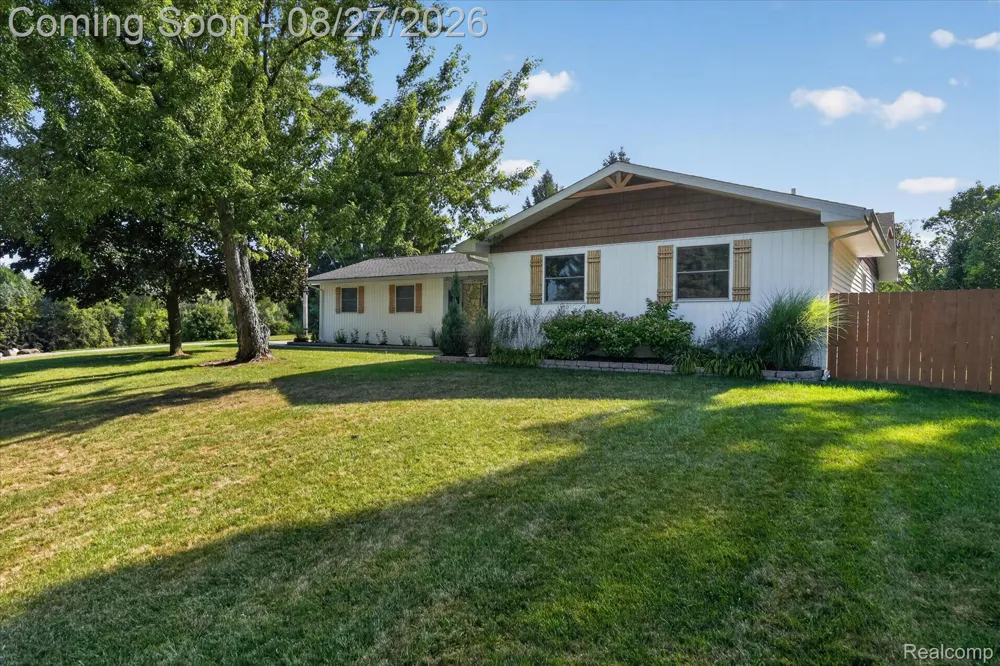 12265 Sharp Road Fenton Charter Township, MI 48451