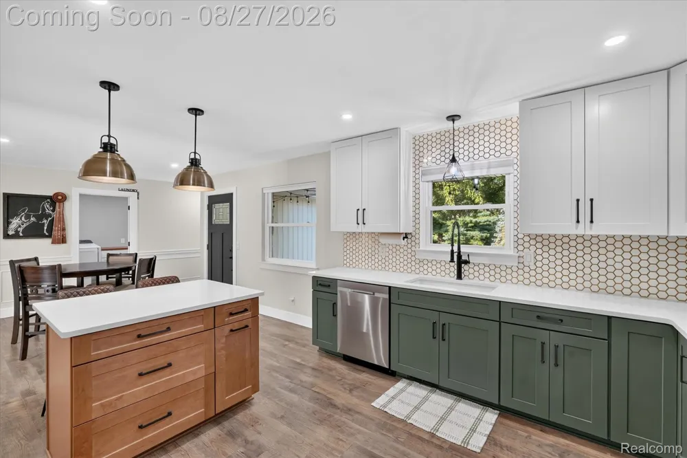 12265 Sharp Road Fenton Charter Township, MI 48451