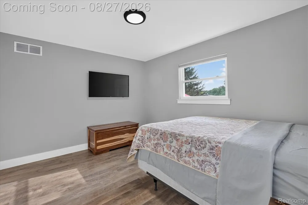 12265 Sharp Road Fenton Charter Township, MI 48451