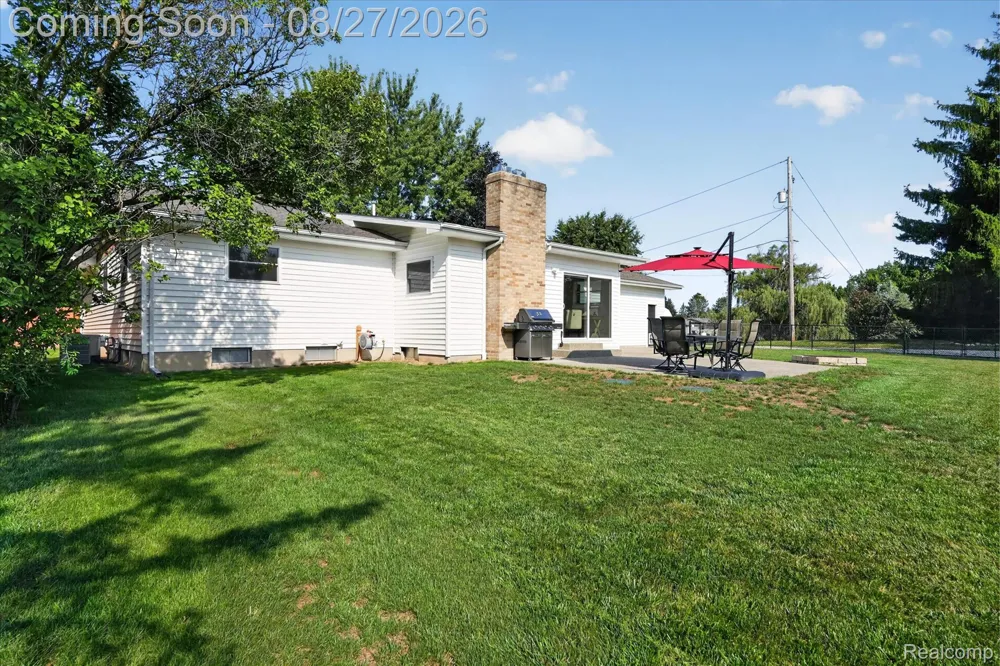 12265 Sharp Road Fenton Charter Township, MI 48451
